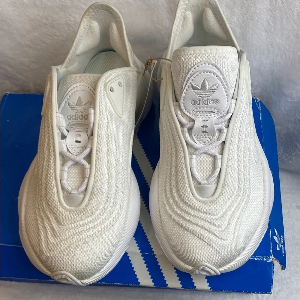 Adidas Kids White Chunky Sneakers FZ5638 Cloud White Dove Grey Size 4.5 NWT